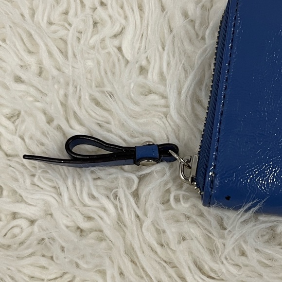 Coach Wallet - Picture 4 of 9
